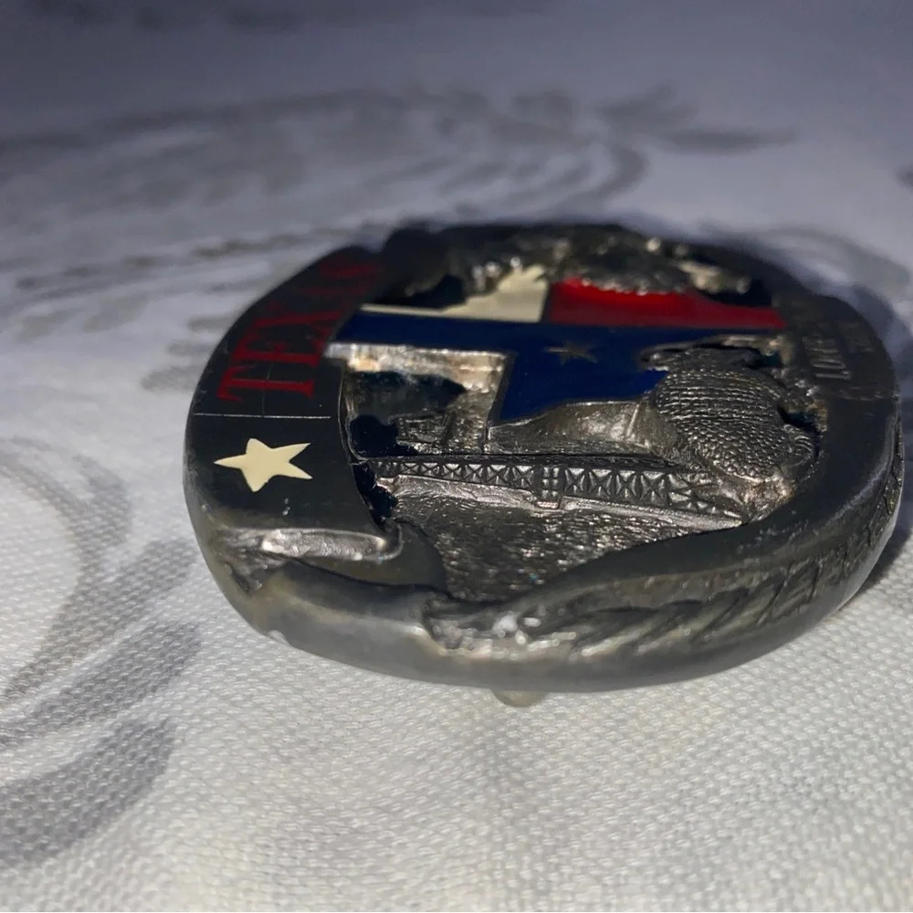 Vintage C&J Texas Lone Star State Belt Buckle 1988 CJ1496 Red White Blue USA‎
